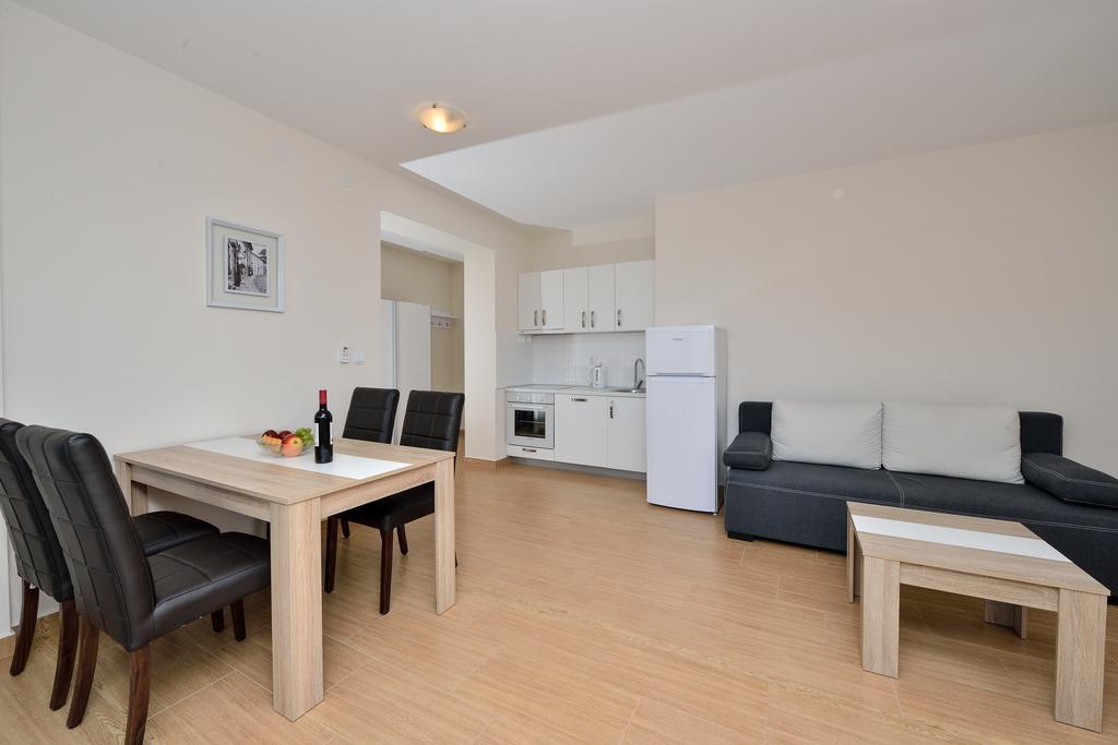 Apartments 33 ザダル エクステリア 写真